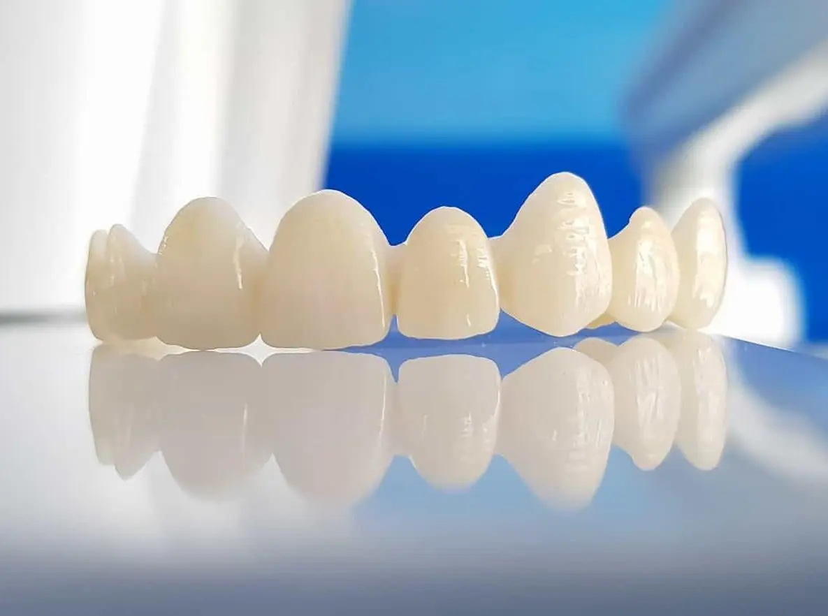 PHỤC HÌNH RĂNG SỨ KATANA